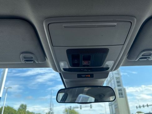 Used 2024 Honda Accord EX image 31