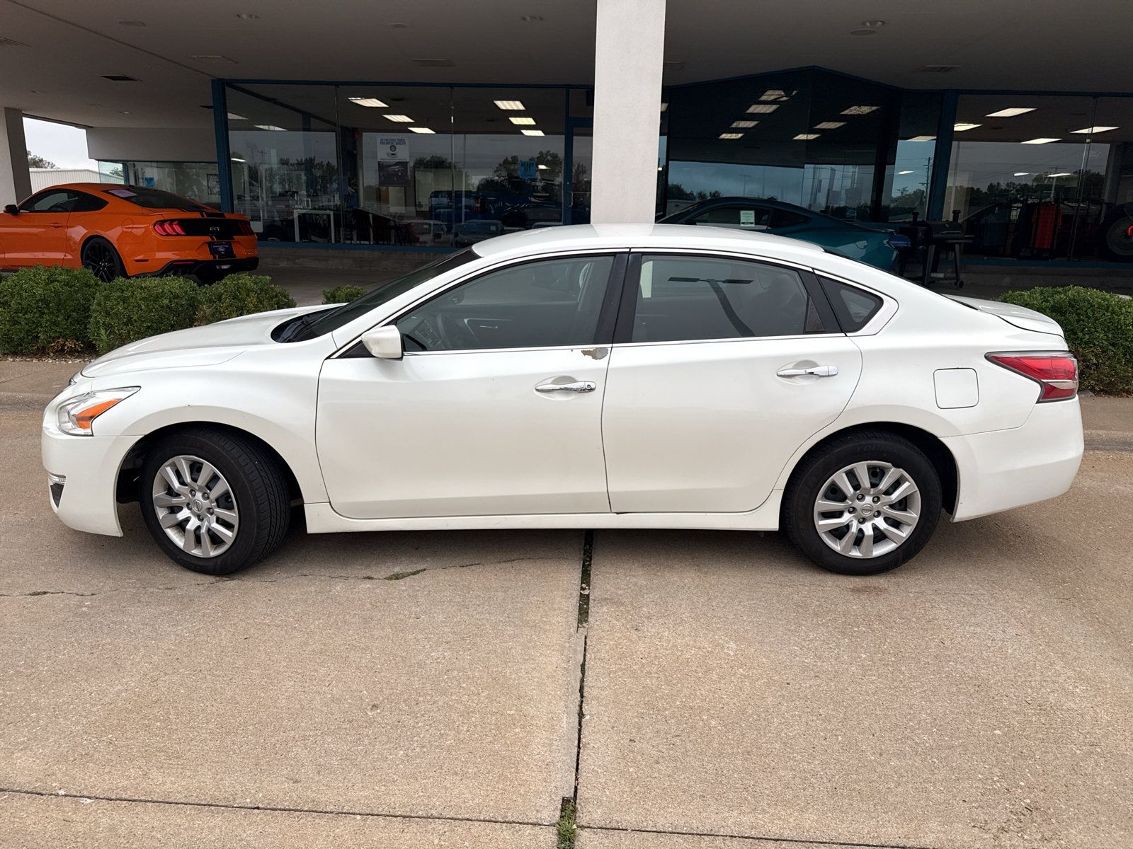 Used 2014 Nissan Altima 2.5 S FWD image 14