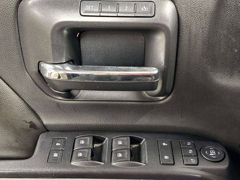 Used 2015 Chevrolet Silverado 2500 LTZ AWD/4WD image 24