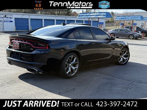 Used 2017 Dodge Charger R/T w/ Navigation & Travel Group image 5