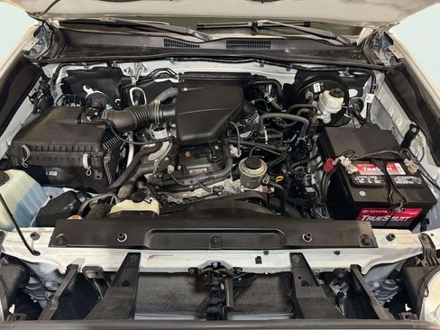 Used 2022 Toyota Tacoma SR image 23