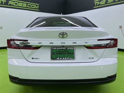 Used 2025 Toyota Camry LE FWD image 8