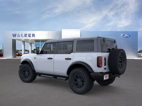 New 2026 Ford Bronco Badlands AWD/4WD image 4