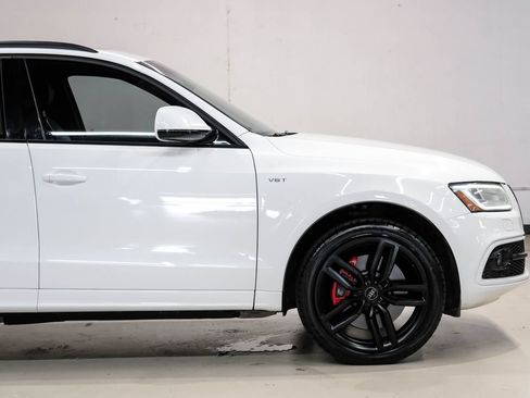 Used 2016 Audi SQ5 Premium Plus w/ Technology Package AWD/4WD image 10