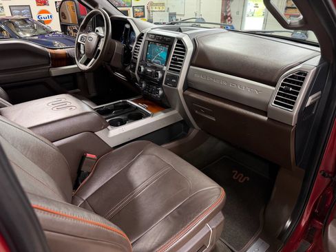 Used 2017 Ford F350 King Ranch w/ King Ranch Ultimate Package AWD/4WD image 21