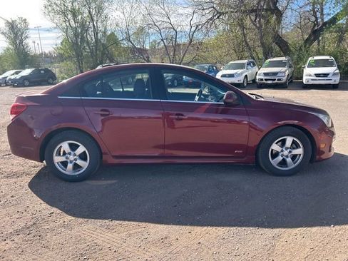 Used 2015 Chevrolet Cruze LT image 8