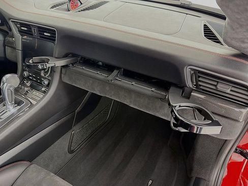 Used 2019 Porsche 911 GT3 image 33