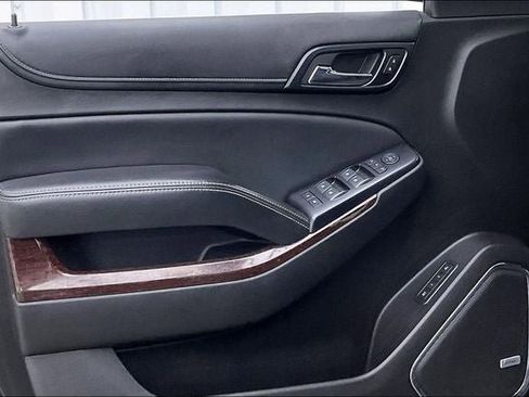 Used 2016 GMC Yukon SLT w/ Open Road Package image 21