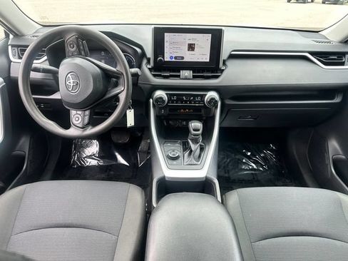 Used 2024 Toyota RAV4 LE AWD/4WD image 19