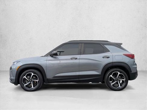 Used 2021 Chevrolet TrailBlazer RS w/ Sun and Liftgate Package image 8