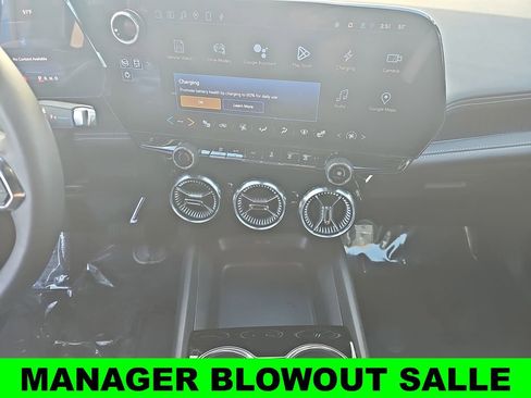 New 2024 Chevrolet Blazer EV LT AWD/4WD image 19
