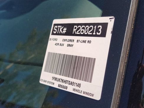 Used 2026 Ford Explorer ST-Line w/ ST-Line Street Pack RWD image 30