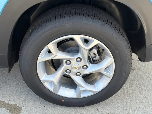 New 2026 Chevrolet Trax LS w/ LS Convenience Package FWD image 7