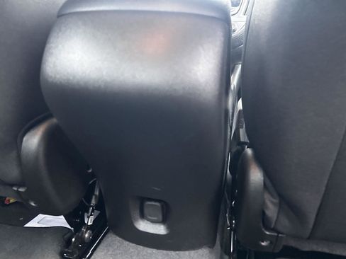 Used 2025 Chevrolet Malibu LS image 16