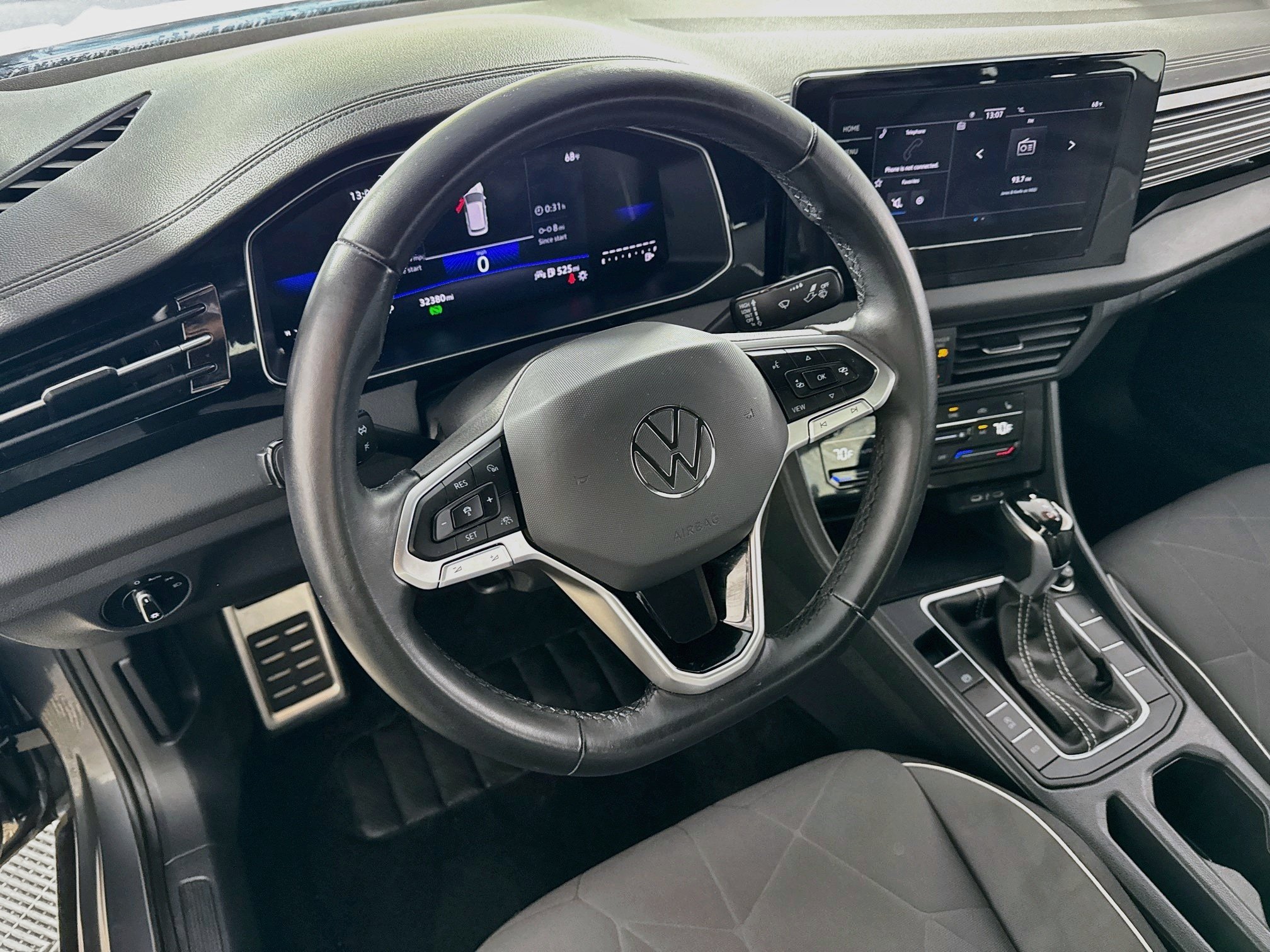 Used 2025 Volkswagen Jetta Sport FWD image 23