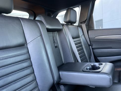 Used 2020 Jeep Grand Cherokee Limited X image 17