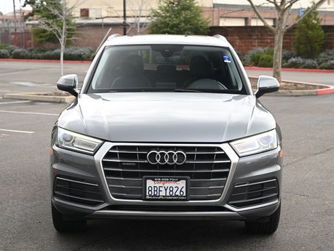 Used 2018 Audi Q5 2.0T Premium w/ Convenience Package image 2