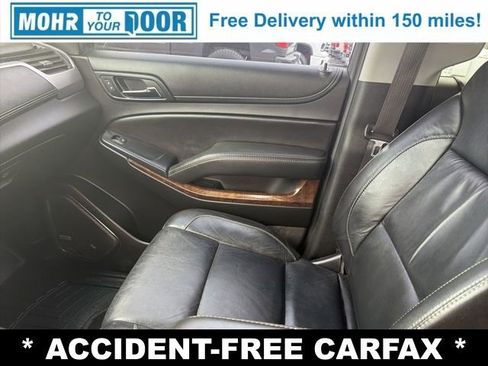 Used 2018 Chevrolet Suburban LT w/ LT Signature Package image 26