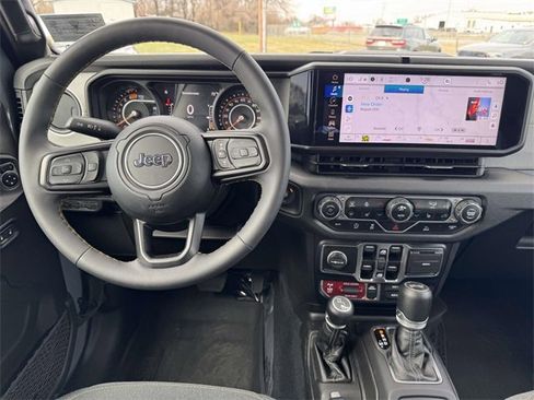 Used 2024 Jeep Wrangler Willys image 2