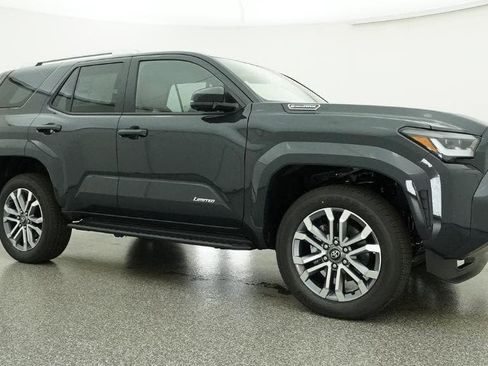 New 2026 Toyota 4Runner Limited AWD/4WD image 28
