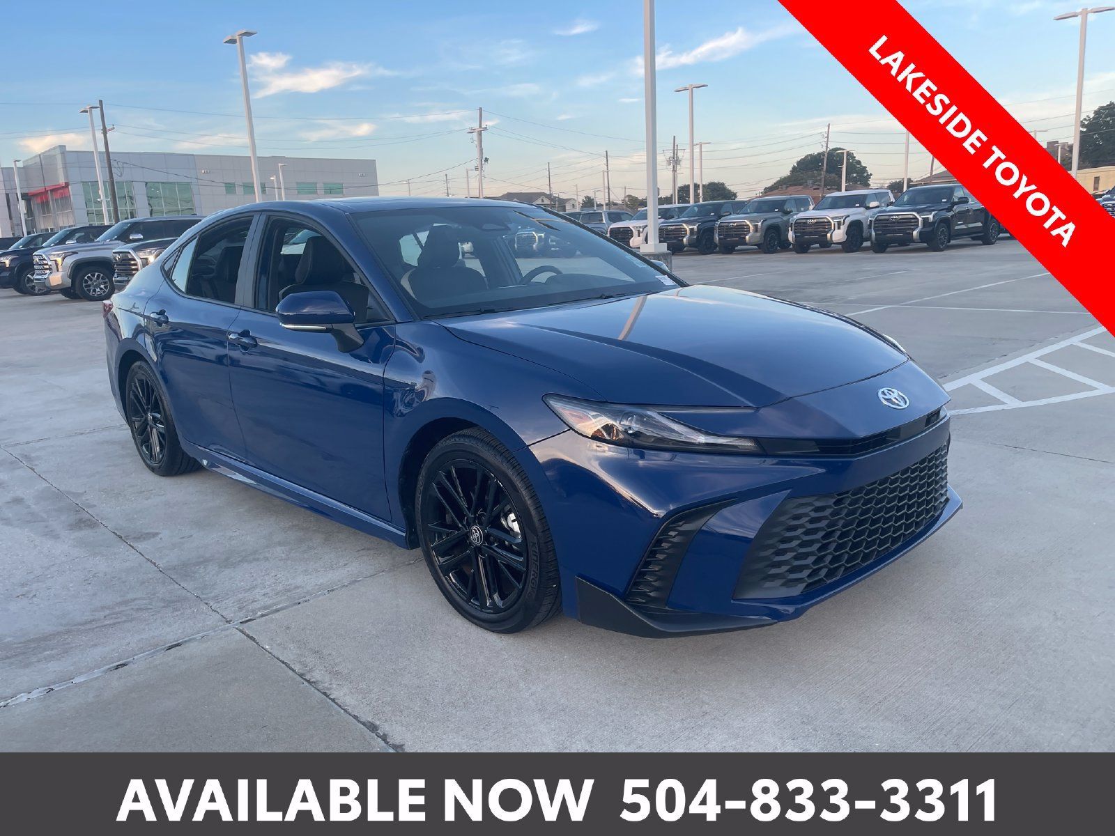 Used 2026 Toyota Camry SE w/ Multimedia Upgrade Package FWD image 8
