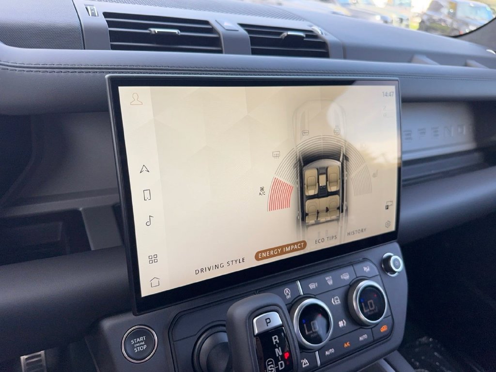 New 2026 Land Rover Defender 130 V8 AWD/4WD image 18