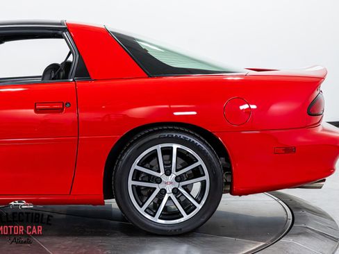 Used 2002 Chevrolet Camaro Z28 w/ SS Performance/Appearance Pkg image 40