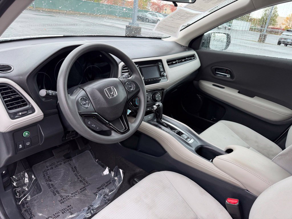 Used 2021 Honda HR-V LX image 15