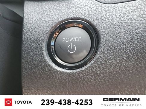 New 2025 Toyota Camry SE image 31