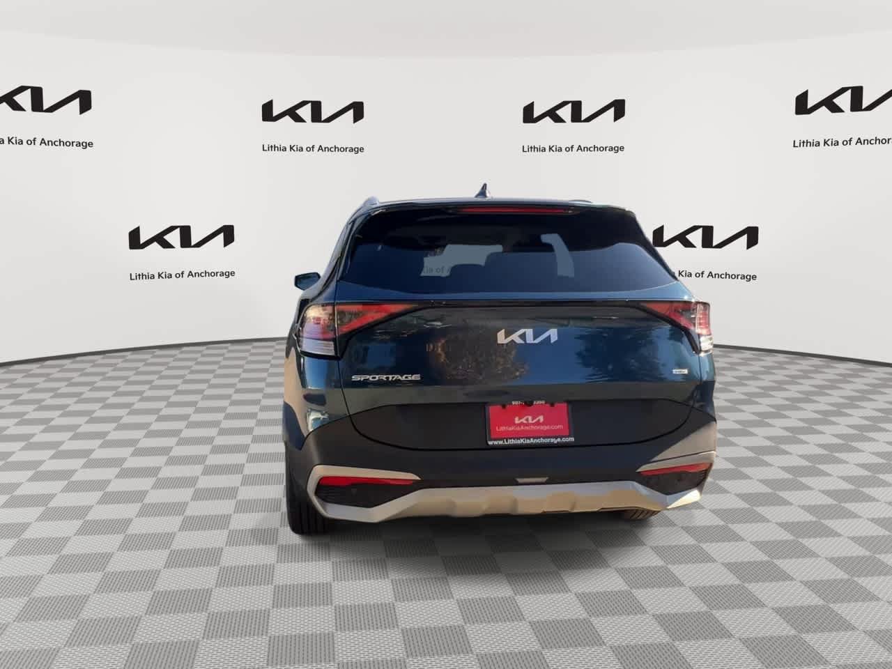 Certified 2025 Kia Sportage EX AWD/4WD image 9
