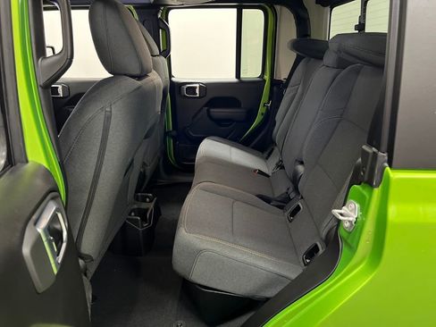 New 2026 Jeep Gladiator Willys AWD/4WD image 27