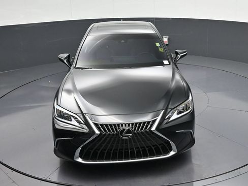Used 2025 Lexus ES 300h w/ Premium Package FWD image 30