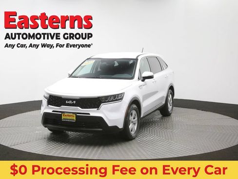 Used 2023 Kia Sorento LX FWD image 50