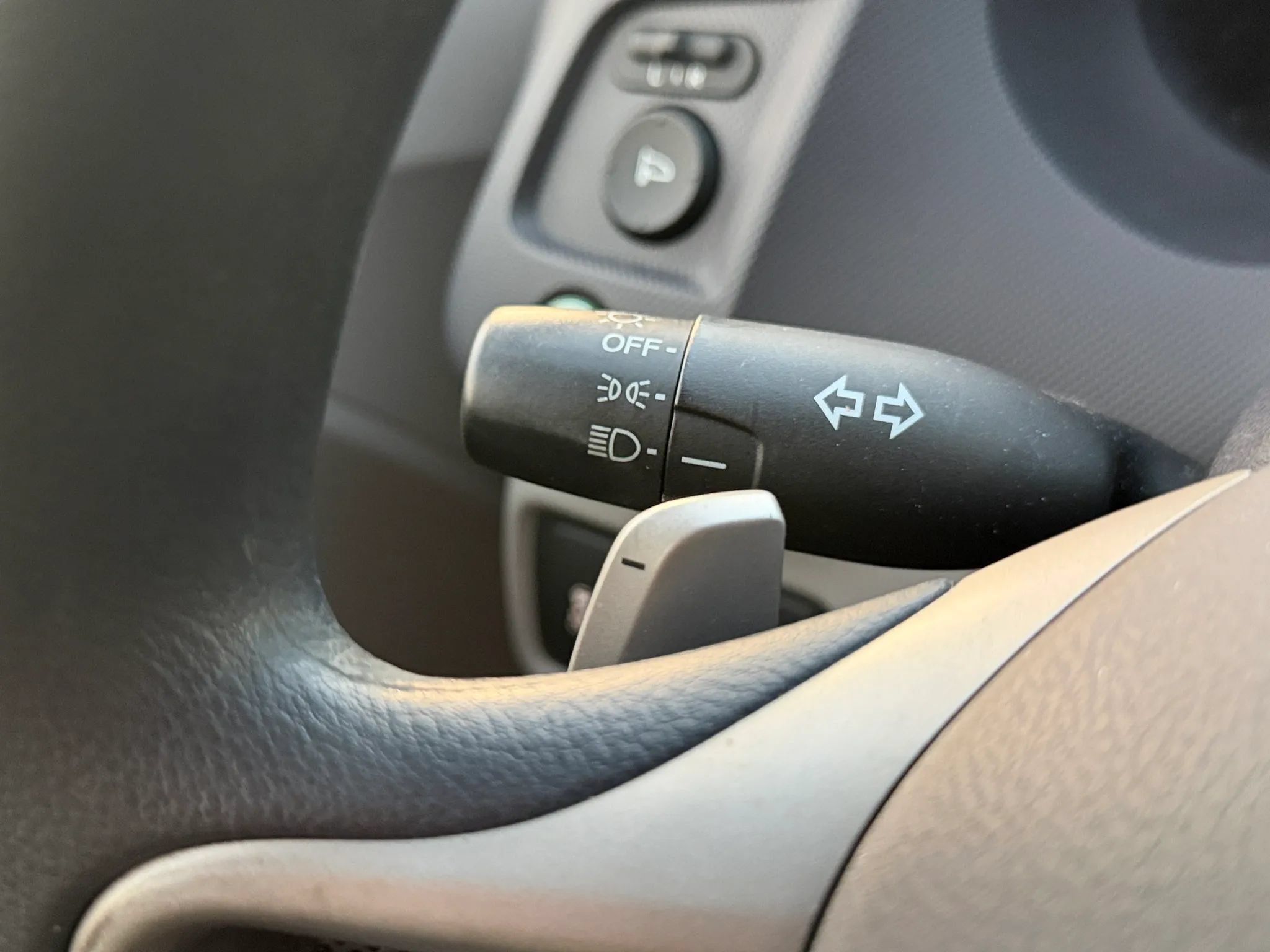 Used 2010 Honda Insight EX image 34