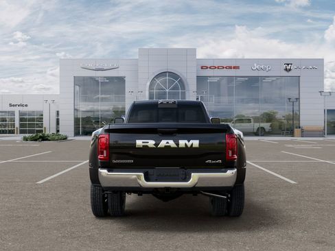 New 2026 RAM 3500 Laramie w/ Max Tow Package AWD/4WD image 7