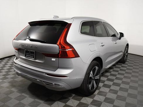 Used 2023 Volvo XC60 T8 Plus AWD/4WD image 6