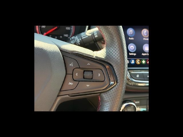 Used 2023 Chevrolet TrailBlazer RS w/ Sun and Liftgate Package AWD/4WD image 13