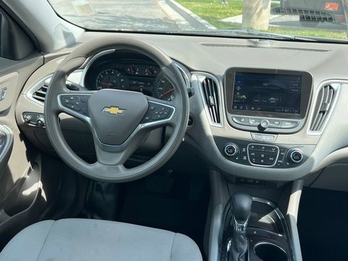 Used 2022 Chevrolet Malibu LT FWD image 20