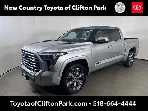 Used 2022 Toyota Tundra Capstone AWD/4WD image 7