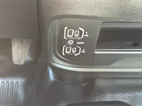 Used 2022 RAM 3500 Tradesman w/ Snow Chief Group AWD/4WD image 28