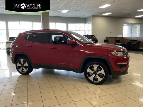 Used 2018 Jeep Compass Latitude w/ Popular Equipment Group image 1