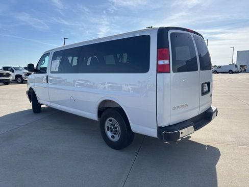 Used 2025 GMC Savana 3500 LT w/ LT Preferred Equipment Group RWD image 6