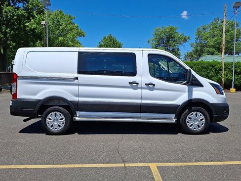 Certified 2025 Ford Transit 250 Low Roof w/ Exterior Upgrade Package RWD image 7