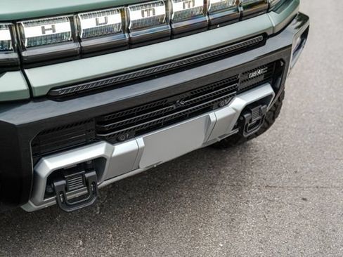Used 2024 GMC Hummer EV 3X AWD/4WD image 16