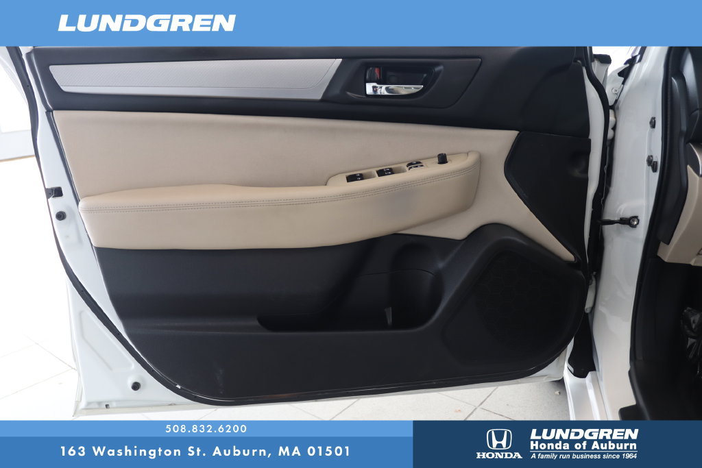 Used 2016 Subaru Legacy 2.5i Premium AWD/4WD image 9