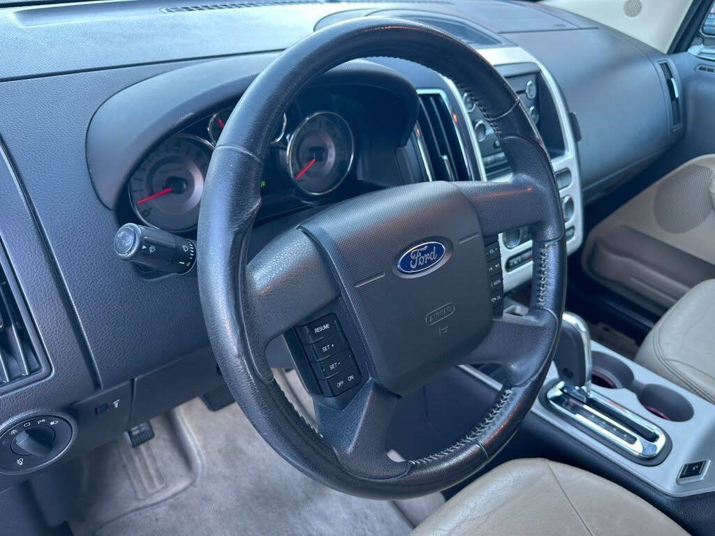 Used 2010 Ford Edge Limited FWD image 12