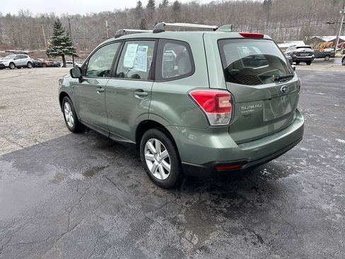 Used 2017 Subaru Forester 2.5i image 7