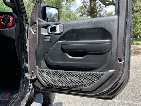 Used 2021 Jeep Wrangler Unlimited Rubicon AWD/4WD image 26