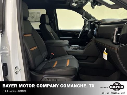 Used 2025 GMC Sierra 2500 AT4 image 26