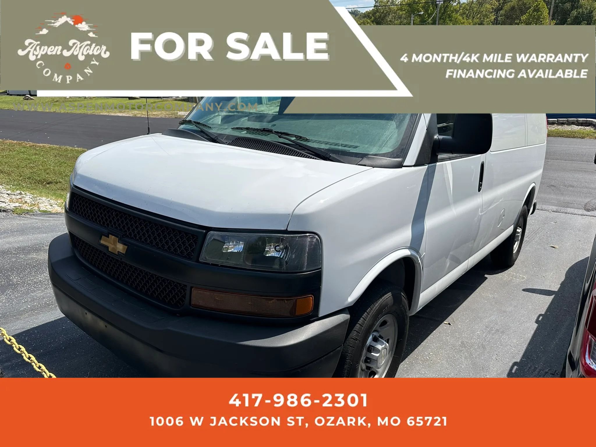 Used 2026 Chevrolet Express 2500 w/ Driver Convenience Package RWD image 1